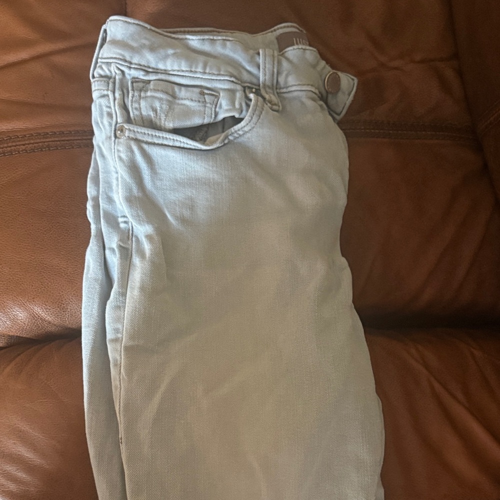 Just USA Women's Light Gray Skinny Jeans